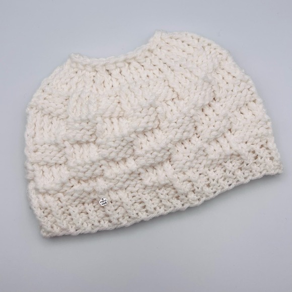 Handmade Knit Messy Bun High Ponytail Beanie Hat White Basket Weave One Size - Picture 3 of 7